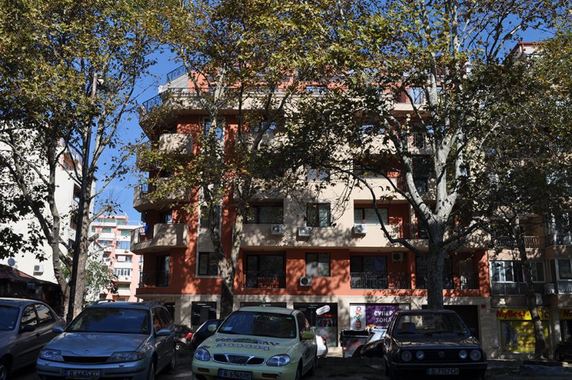 Жилища Варна - сграда Jelezkova