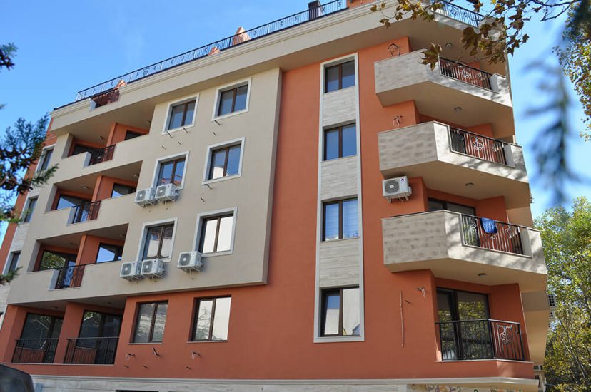 Жилища Варна - сграда Jelezkova Варна