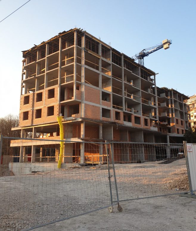 Излята е плочата на 7-ми етаж на Сграда Далия 30.03.2019