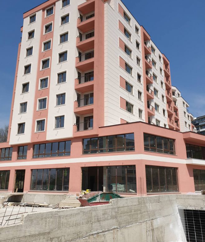 Далия фасада