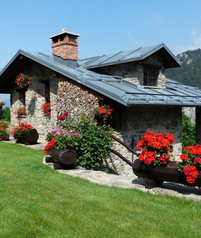 Имот в града или имот на село – Кое е по-изгодно